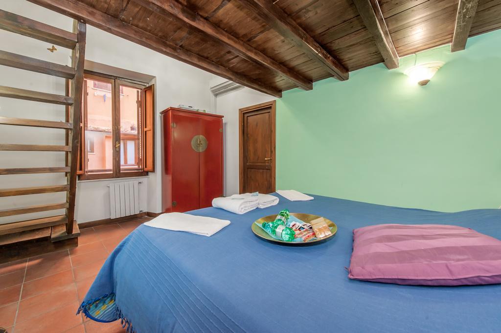 Signor Suite Colosseo Рим Номер фото